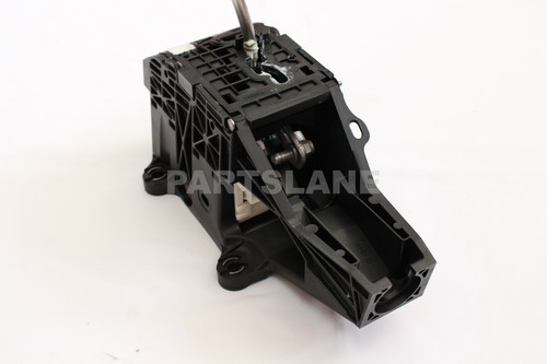 Toyota Land Cruiser Prado GRJ120 OEM Transmission Floor Shift 33550-60650 - Picture 8 of 8