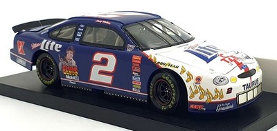 Action Maßstab 1:24 W249801025-6 - Ford Taurus 1998 NASCAR #2 Miller/Elvis-Wallace