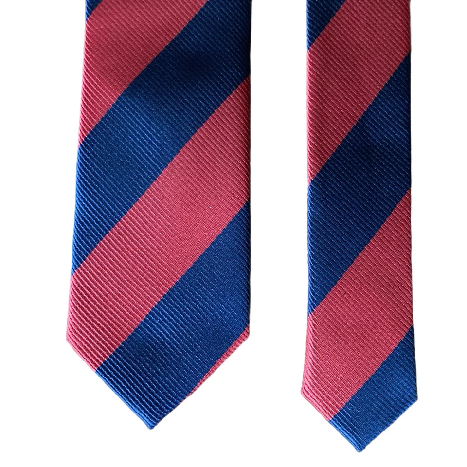 "Corbata de seda PenSee azul marino y rojo a rayas ajustada Repp 57"" L 2 1/2"" con hecha a mano" Foto 3 de 4