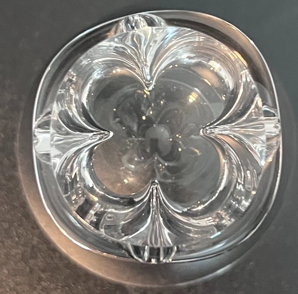 Cristal Sigrid Escandinavo 4 Lóbulos Copa de Vino '63 3-3/4x3-1/3 pulgadas Foto 3 de 4