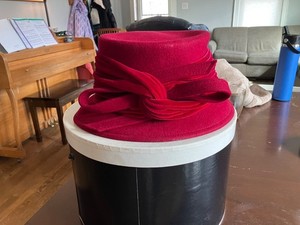 Suzanne Hat | eBay display picture 3