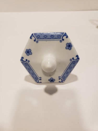 Toscany Collection Teapot - Blue Floral Hexagon Shaped - Taiwan - Picture 6 of 8