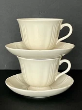 Wedgwood Queens Shape Plain Teacups & Saucers Lot Of 2 – EUC!