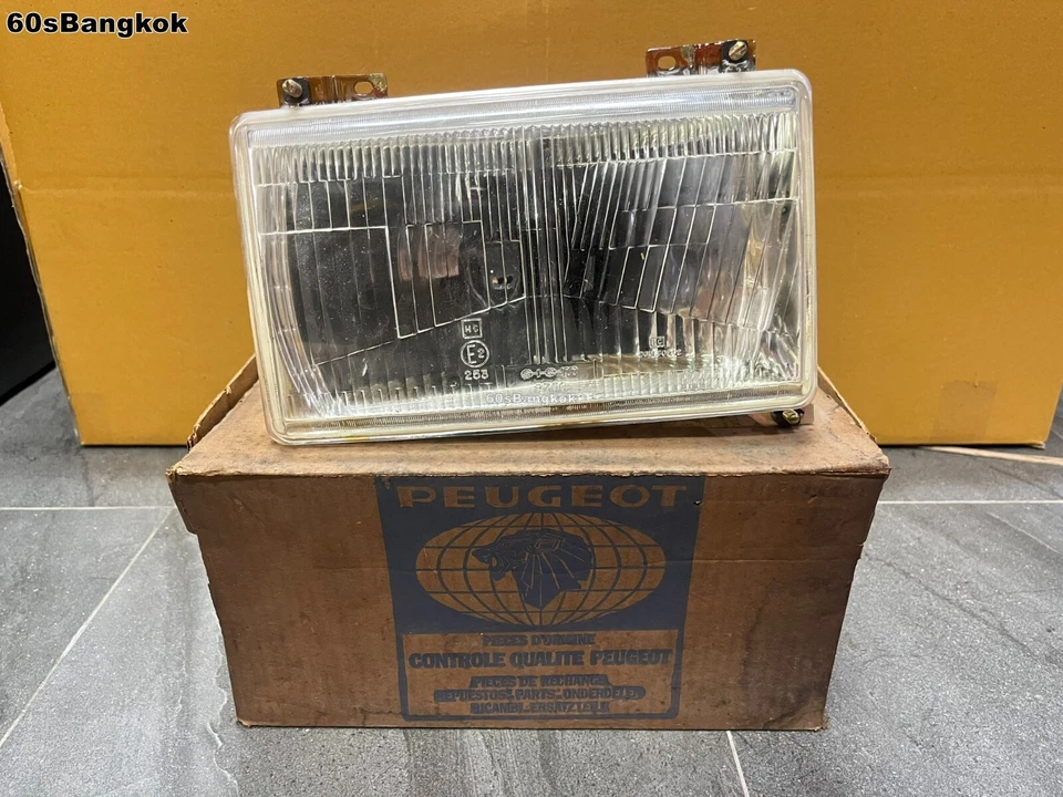 Fit Peugeot 604 Headlight Head lamp Right SICM 621009  Made in France NOS - Image 2 of 4
