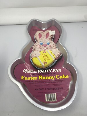 1979 Wilton 502-1913 Easter Bunny, Rabbit, Party Cake Pan USED Vintage