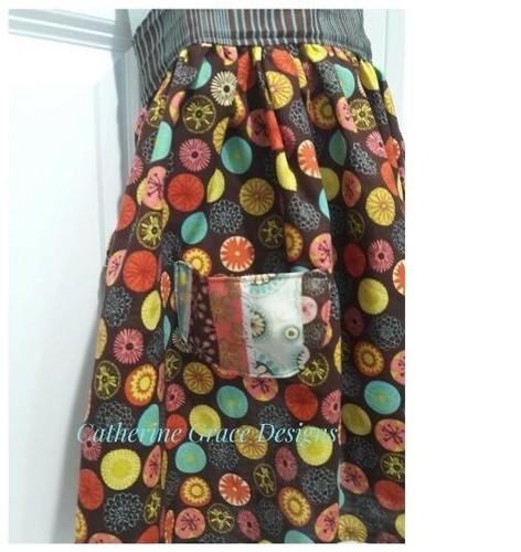 Fall apron, girls apron, kids apron, toddler apron, holiday apron, thanksgiving  - Picture 4 of 5