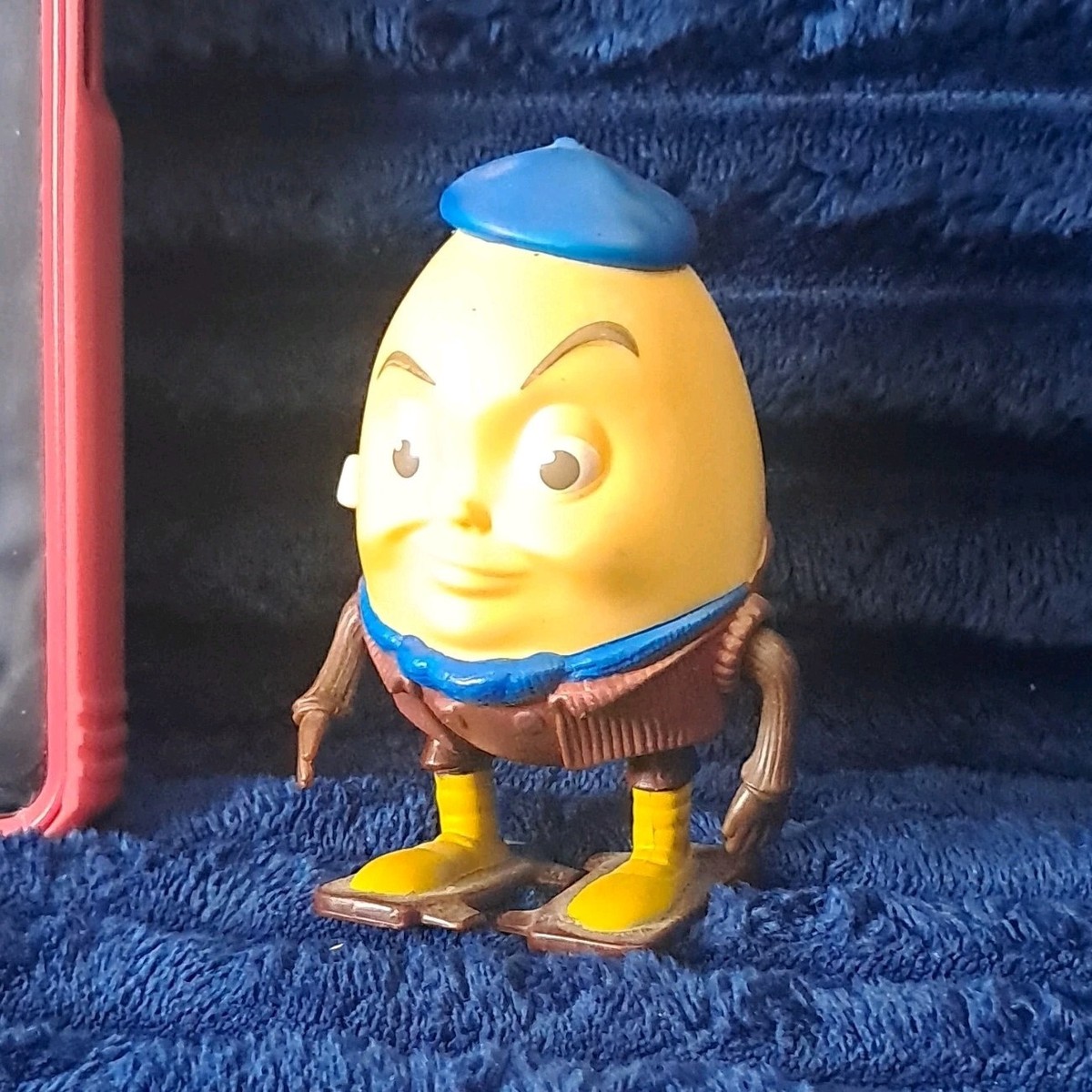 Toys R Us Humpty Dumpty Egg Figure Plastic Beige Blue Brown Yellow