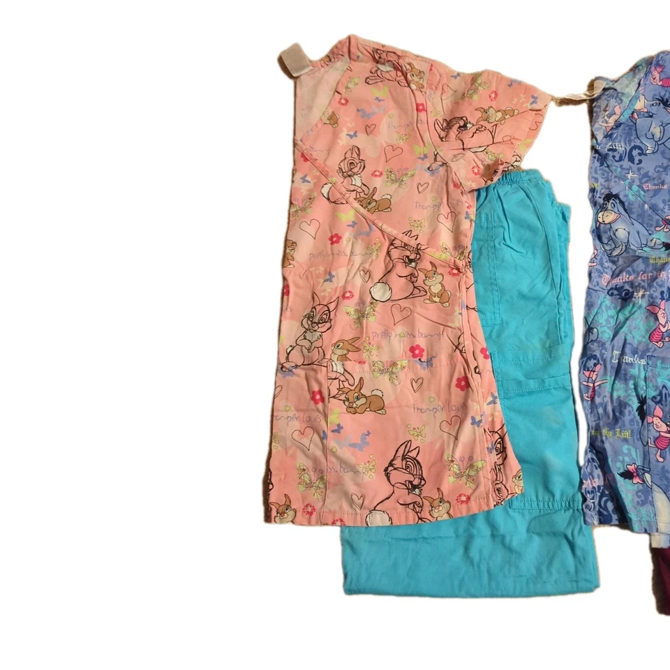 Conjuntos exfoliantes pequeños para mujer de Disney Foto 2 de 4