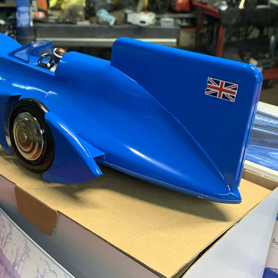Schylling Collector Series Sir Malcolm Campbells Blue Bird 1933 Speed Car 1/6 - Image 4 of 4
