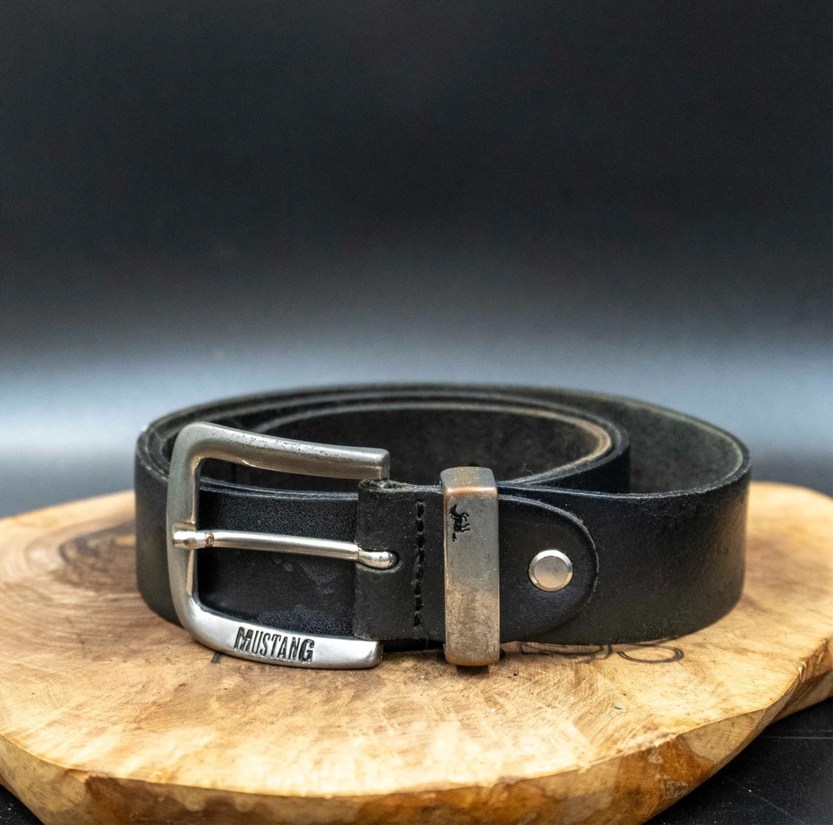 MUSTANG Cintura Uomo In Pelle 100% – Effetto Invecchiato, Tessuto Liscio, Fibbia A Innesto, Etichetta In Rilievo
