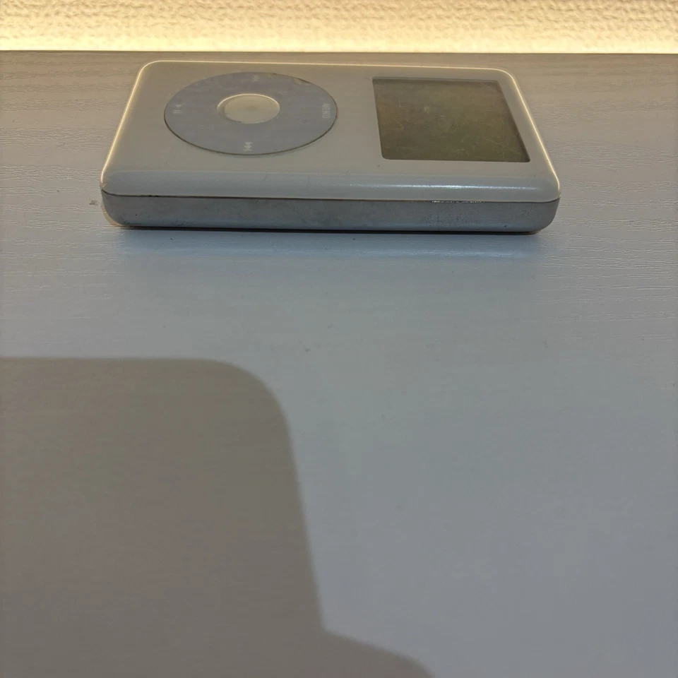 Apple iPod Classic 4th Generation - Image 4 of 4