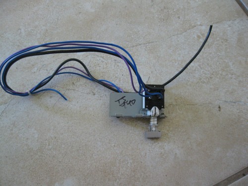 Kenwood Original TS-940S Power On/Off switch with bracket and button