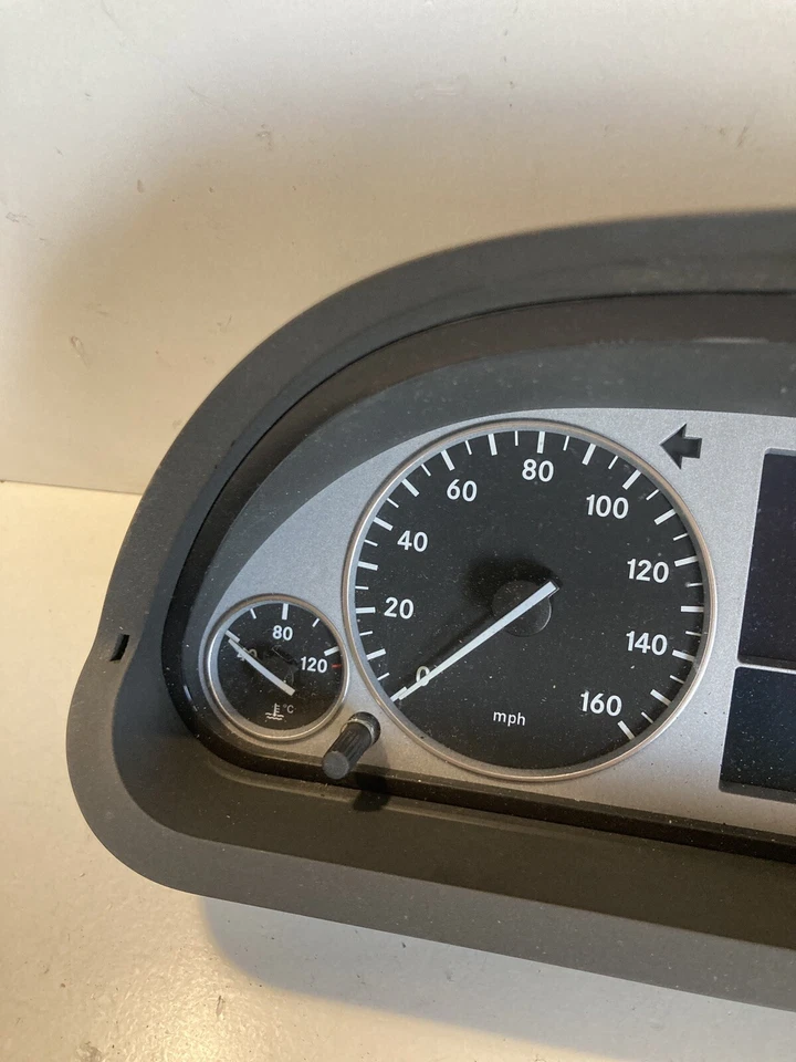 Mercedes W245 Speedometer Taho Instrument A1695404248 B-Class B170 2008 - Image 2 of 4