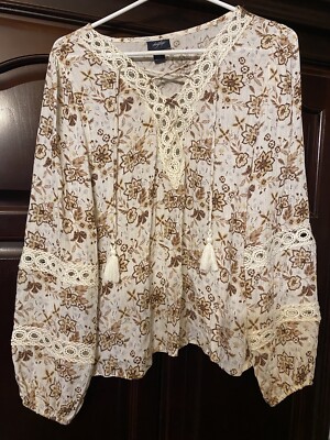 daytrip White Boho Floral Peasant Big Sleeve Blouse