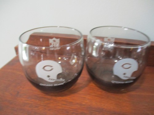 1970's NFL Chicago Bears Football smoked grey glass vintage helmet 3x3'' pair 2 - Picture 5 of 9
