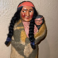 VINTAGE SKOOKUM NATIVE AMERICAN INDIAN MOTHER  BABY PAPOOSE TRIBAL BLANKET DOLL
