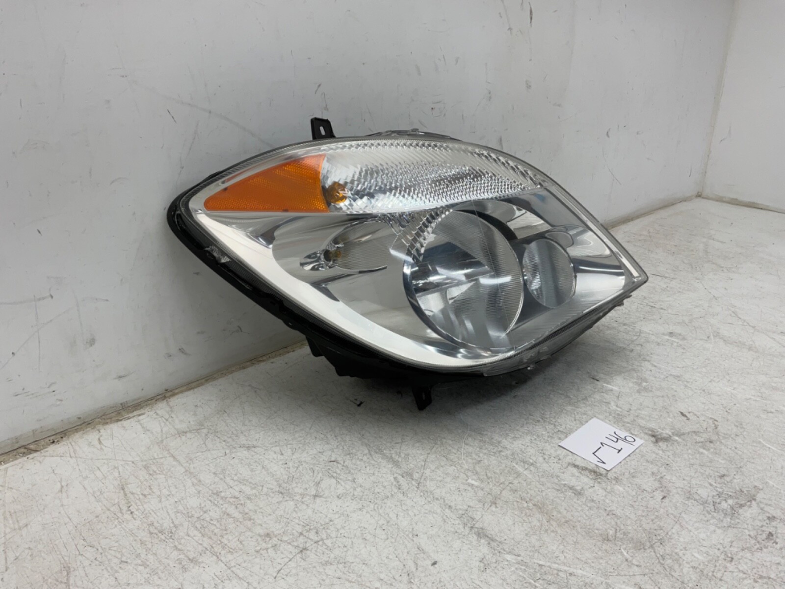 Mercedes-Benz SPRINTER 906 Front Right Headlamp Unit A9068201661  