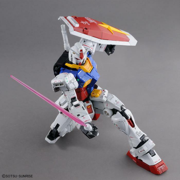 GUNDAM - 1/60 RX-78-2 Perfect Grade Unleashed Model Kit PG Bandai