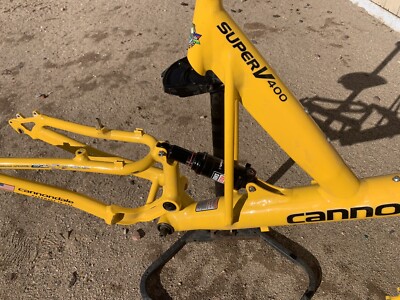 Cannondale Super V 400 Full Suspension Frameset With Cannondale Super V 400 Full Suspension Frameset With