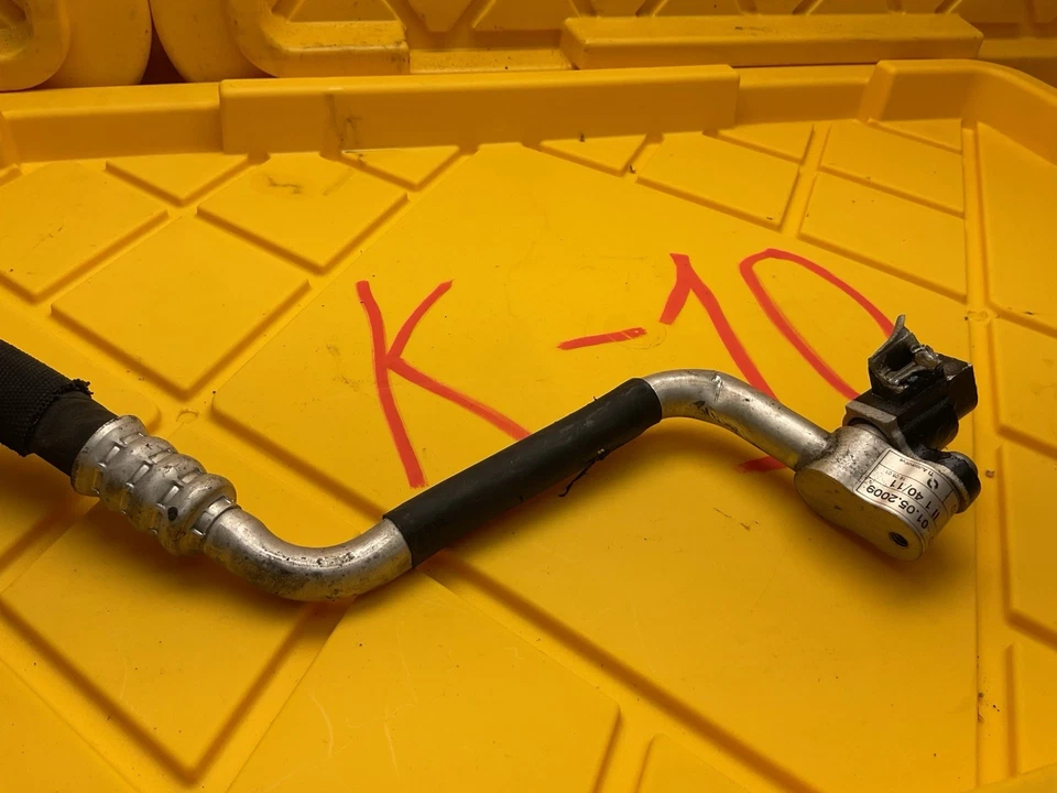 2010-2012 AUDI A4 COMPRESSOR TO CONDENSER AC AIR CONDITIONING HOSE / LINE 3.0L - Image 3 of 4