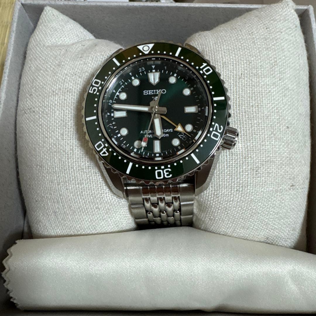 SEIKO PROSPEX SBEJ009 Automatic Diver's Watch View 2