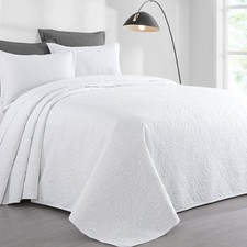 Alaska King 132x 120 Bedspread Coverlet Set, 3 Piece Lightweight Oversized Ki...