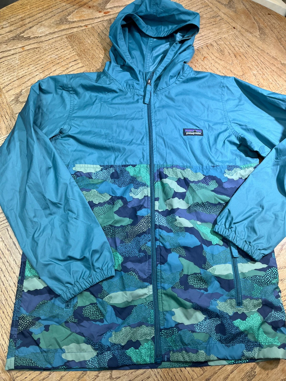 Patagonia Windbreaker Jacket Youth Medium Blue Outdoor Hooded 64246 Camp Rain