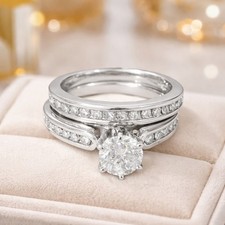 Lady's Diamond Wedding Set 28 Diamonds .97 Carat T.W. 10K White Gold. Beautiful 