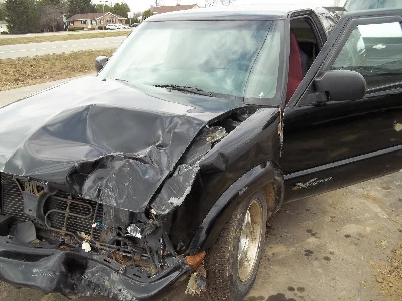 Used Left Quarter Glass fits: 2001 Chevrolet Blazer s10/jimmy s15 2 Dr front ven Foto 2 de 4