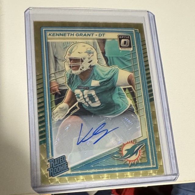 2025 Donruss Optic Kenneth Grant Gold Vinyl Auto 1/1