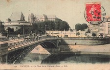 44 NANTES LA PLACE DE LA DUCHESSE ANNE
