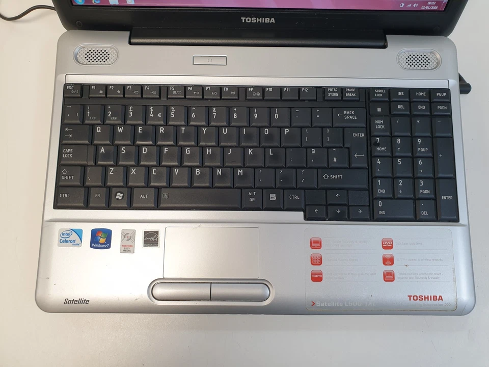 Toshiba Satellite L500-1XL Celeron 2.20GHZ 2GB 120GB HDD 15.4" - Image 2 of 4