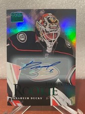 2022-23 Metal Universe '98-99 SkyBox Premium Prospects Auto SR11 Lukas Dostal RC