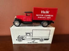 ERTL Die-Cast Coin Bank 1931 Hawkeye Truck - H  W Trucking W/ Key 1994