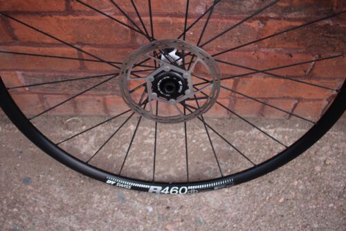 DT Swiss R460db 700c 12mm Disc Front Wheel - 24 Spoke - Picture 2 of 8