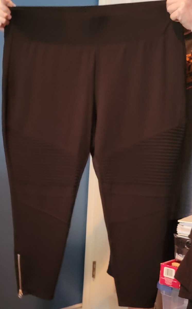 Lane Bryant 26/28 Livi Active Pleated Black Leggings Pants With