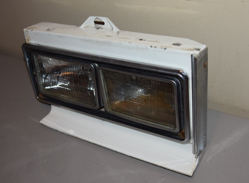 1976 Cadillac Eldorado RH Right Passenger Headlight Assembly OEM - Picture 2 of 9