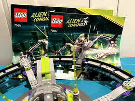Lego 7065 Alien Conquest Mothership 100% Complete w/ Figs & Manual, sound bric