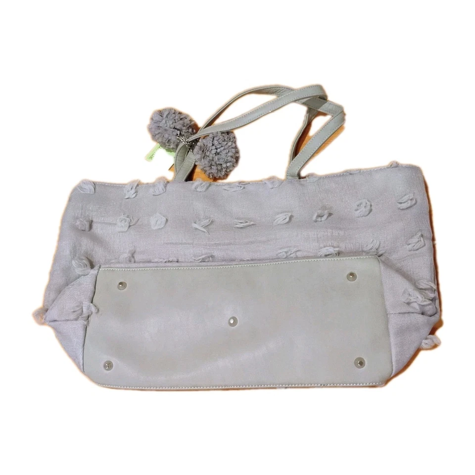 Bolso de Mano Deux Lux Para Mujer Gris Modelo DL416-043 Pompones 15" x 6" x 10" NUEVO Foto 3 de 4