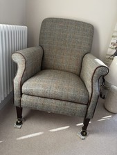 Tetrad Harris Tweed Bowmore armchair in bracken Herringbone