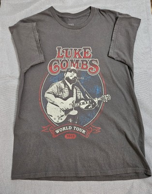 Luke Combs 2023 World Tour T-Shirt Size Large  Gray Guitar Country