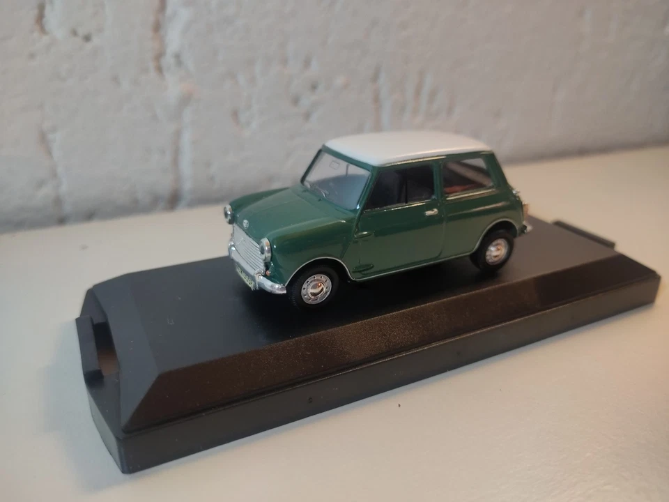 Austin Cooper S MK2 - 1/43 Vitesse Cod. L055 B Limited Edition - Immagine 4 di 4