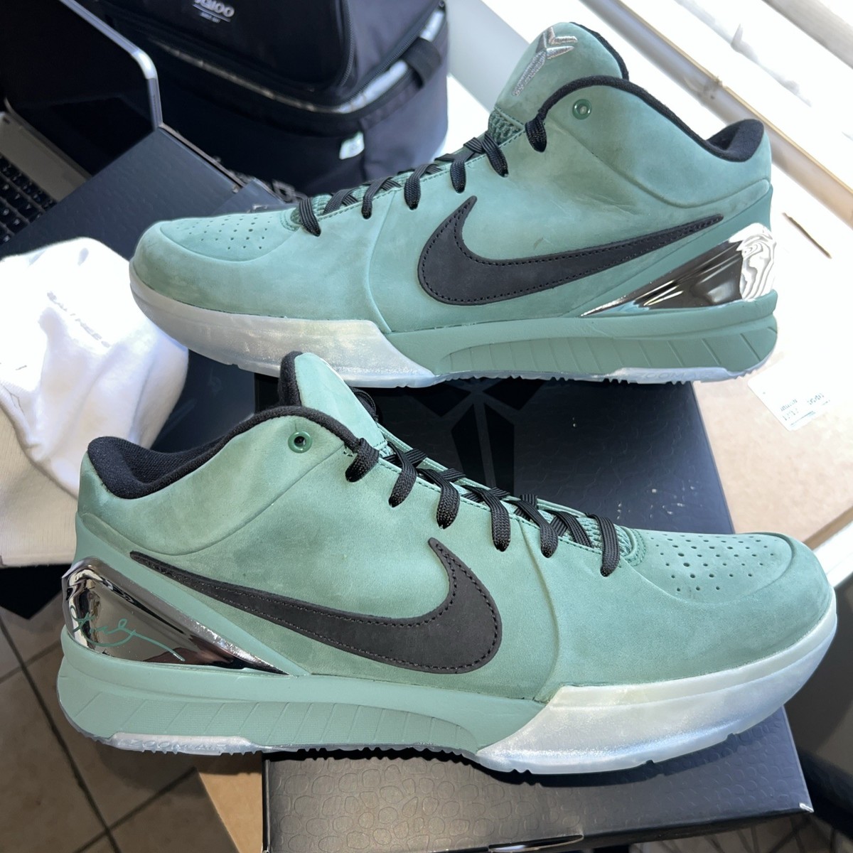 Nike Kobe 4 Protro Girl Dad Size 11.5M | eBay display picture 1