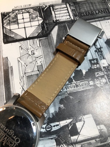 YesMan Original Men’s Watch 5 O’clock Cocktail Icon Silver Tone Leather New Bat - 第 8/22 張圖片