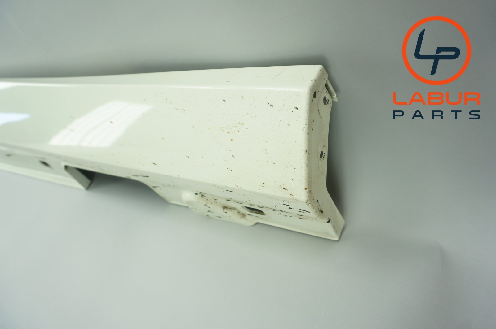 2010-2013 MERCEDES E350 W212 Right Passenger Side Skirt Lower  