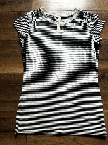 THE GROUP BABATON 2XS STRIPPED TOP