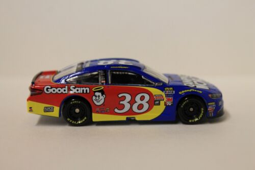 2017 David Ragan Camping World Ford Fusion 1:64 Nascar Action Diecast Front Row - Picture 4 of 8