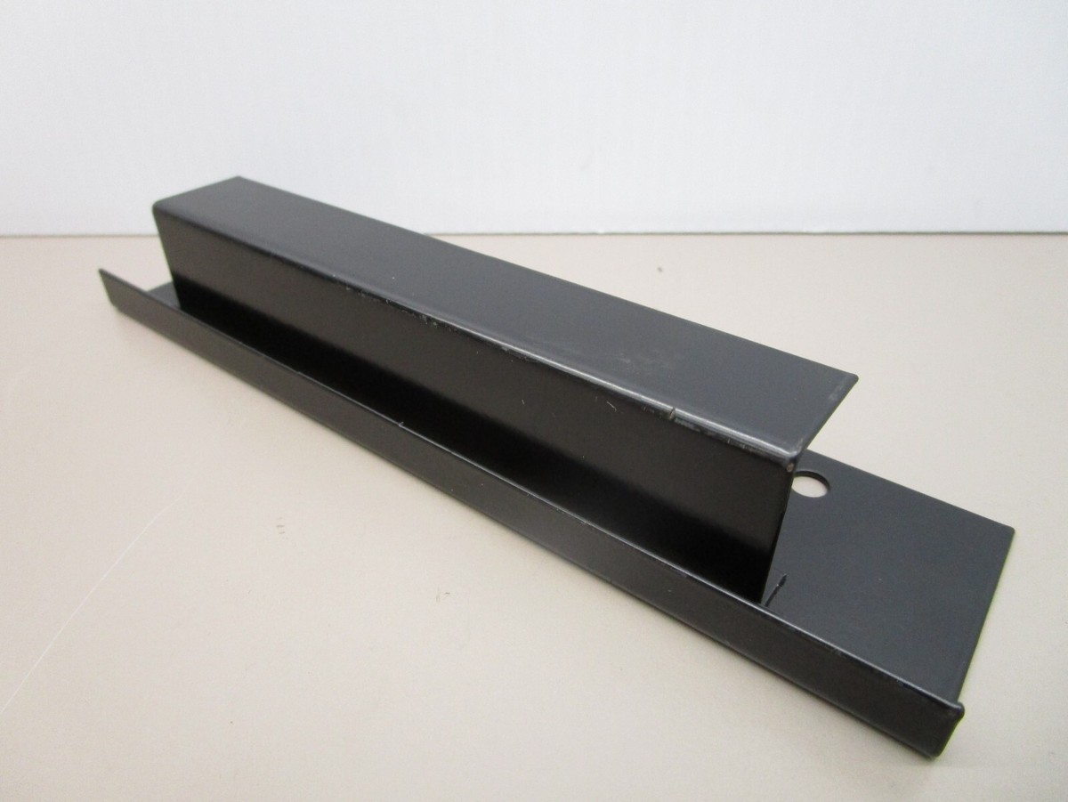 New Flyer 6332943 Filter Access Cover | eBay New Flyer 6332943 Filter Access Cover | eBay