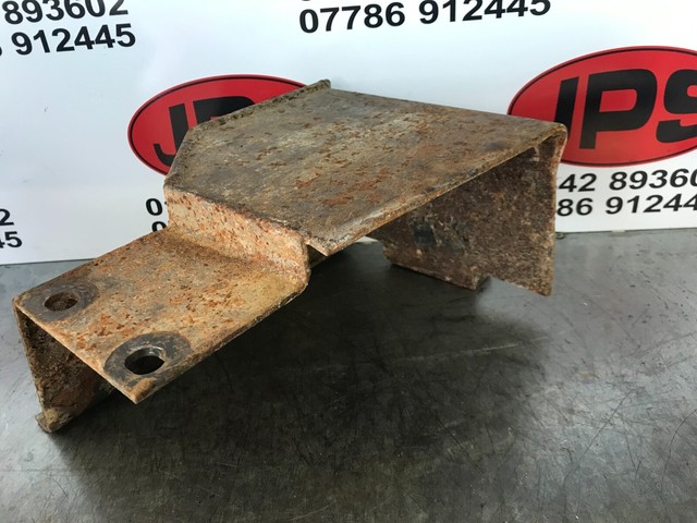N/s/r drive motor cover / shield X Kubota KH90 3 ton excavator...£50+VAT N/s/r drive motor cover / shield X Kubota KH90 3 ton excavator...£50+VAT