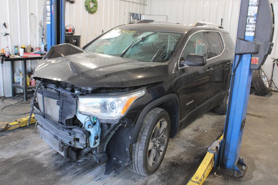 Used Front Left Door Interior Trim Panel fits: 2017 Gmc Acadia Grade A Foto 3 de 4